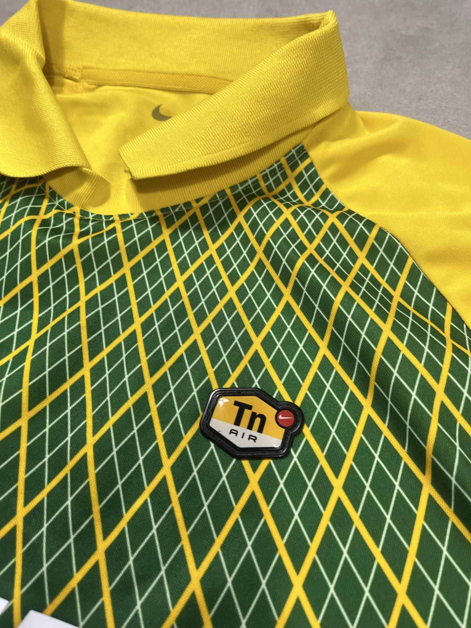 Nike Vintage TN Air Max Jersey (M) - Candy Streetwear