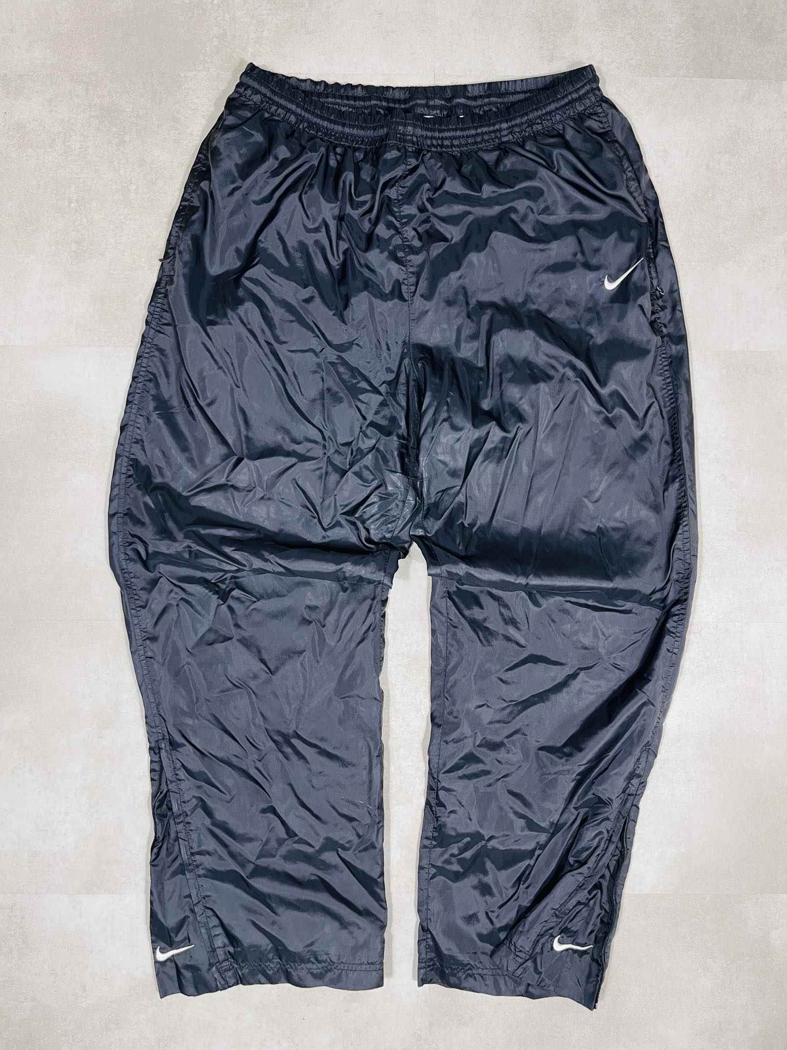 Nike Vintage Trackpants (XL) - Candy Streetwear