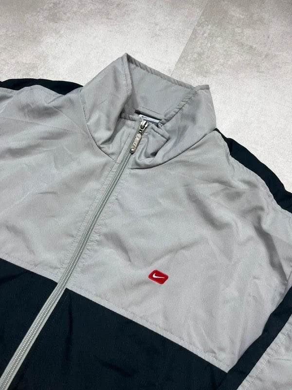 Nike Vintage Track Jacket (XL) - Candy Streetwear