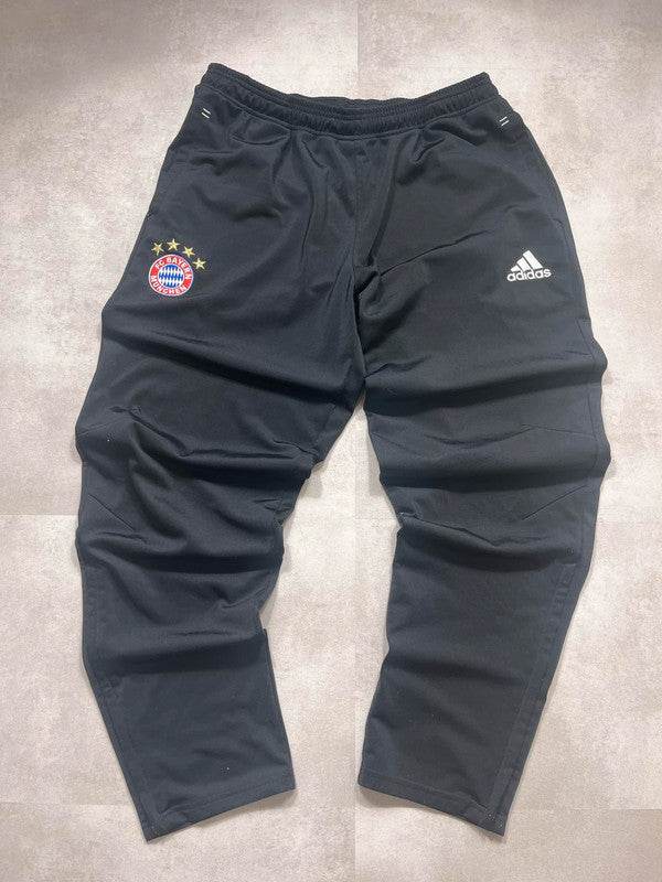 Adidas 2017-18 Bayern Trackpants (L) - Candy Streetwear