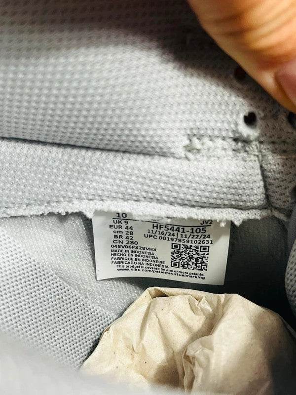Nike Grey Fog Dunk (44) - Candy Streetwear