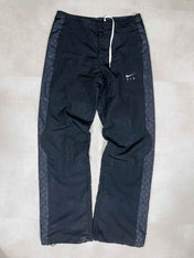 Nike Vintage Air Trackpants (S) - Candy Streetwear