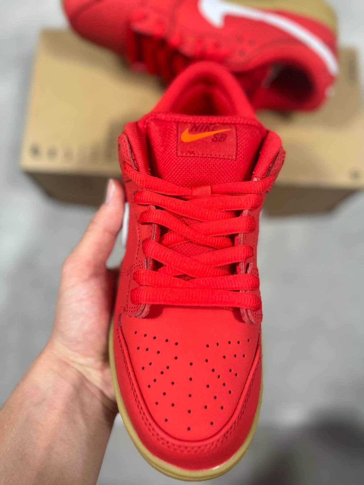 Nike SB Dunk Low University Red Gum (40) - Candy Streetwear