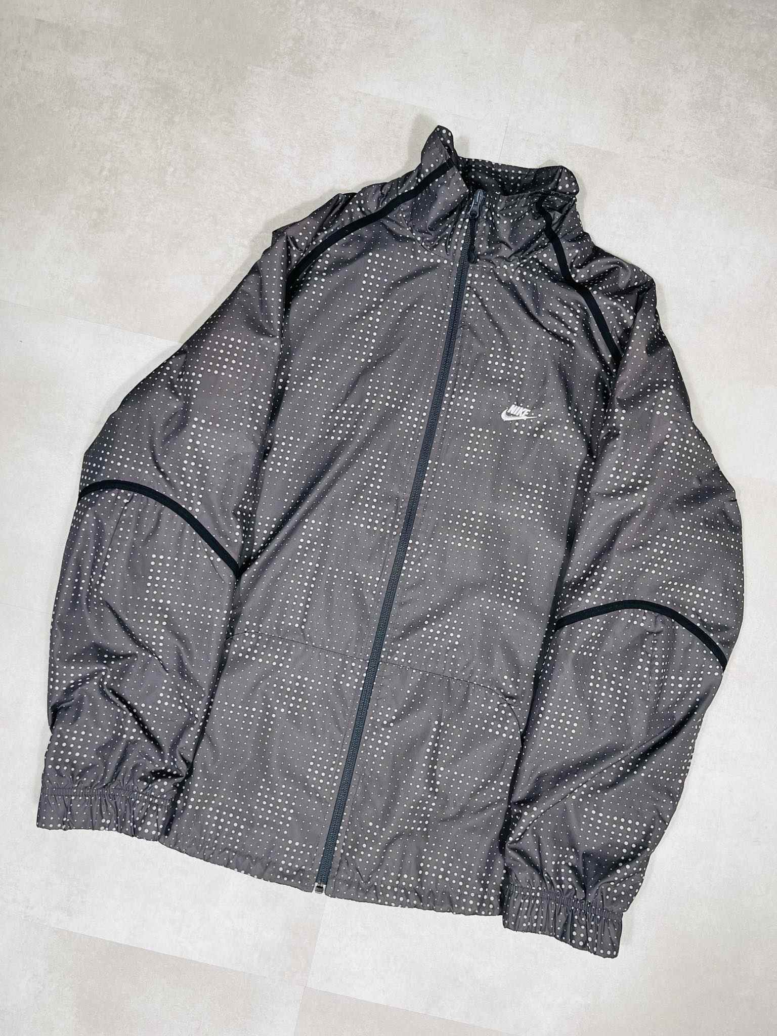 Nike Vintage Air Trackjacket (L) - Candy Streetwear