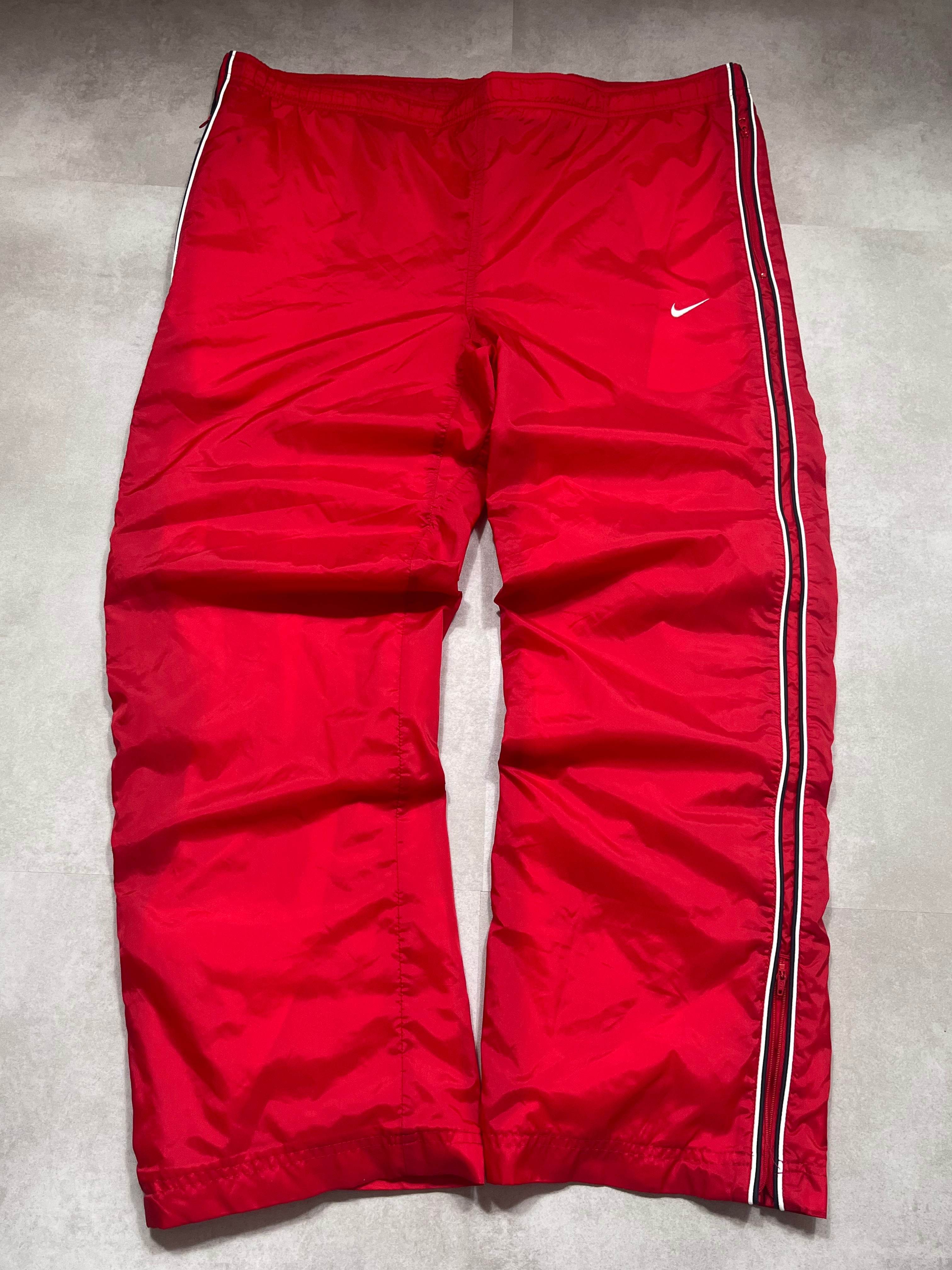 Nike Vintage Tracksuit (L) - Candy Streetwear