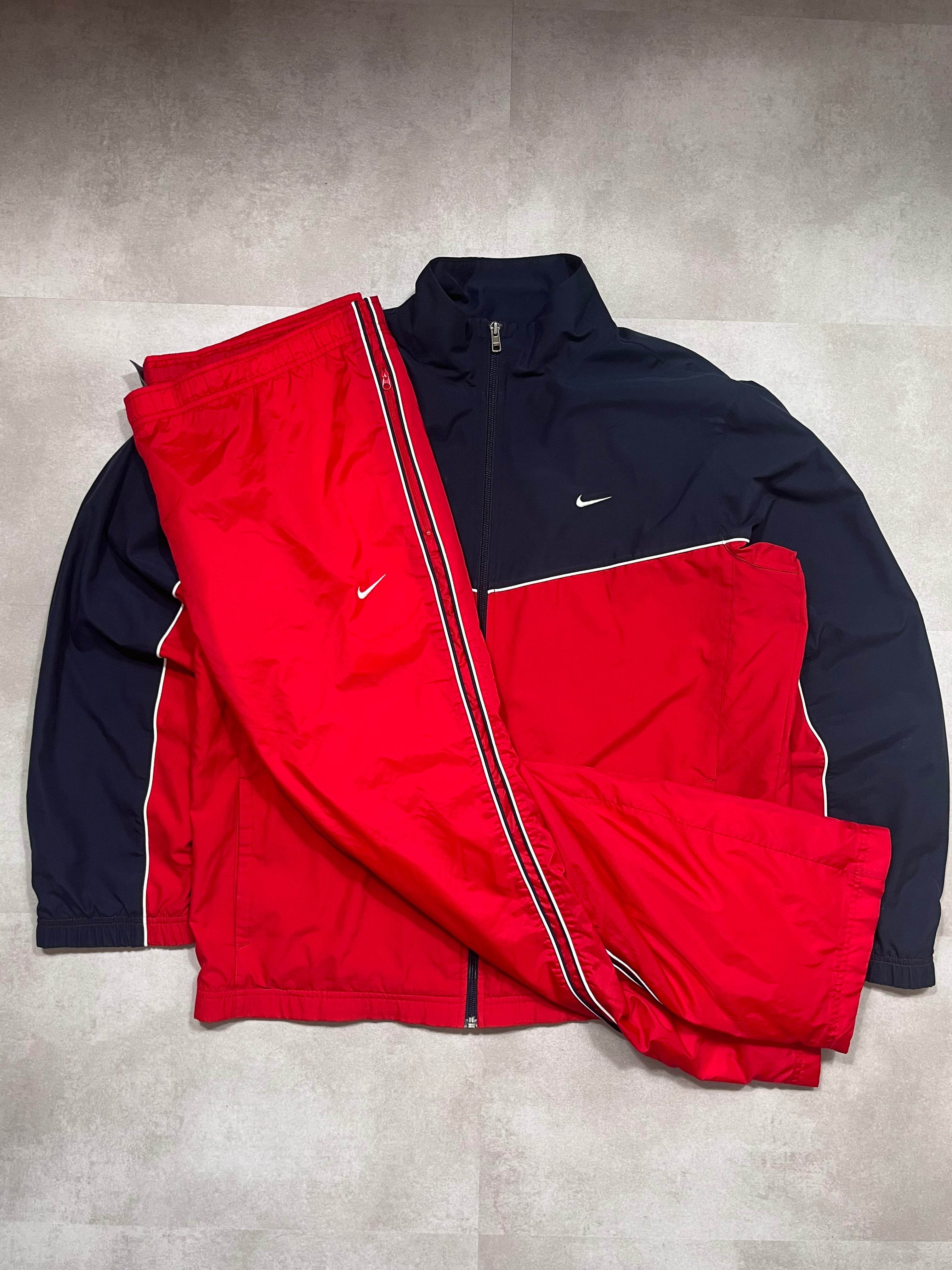 Nike Vintage Tracksuit (L) - Candy Streetwear