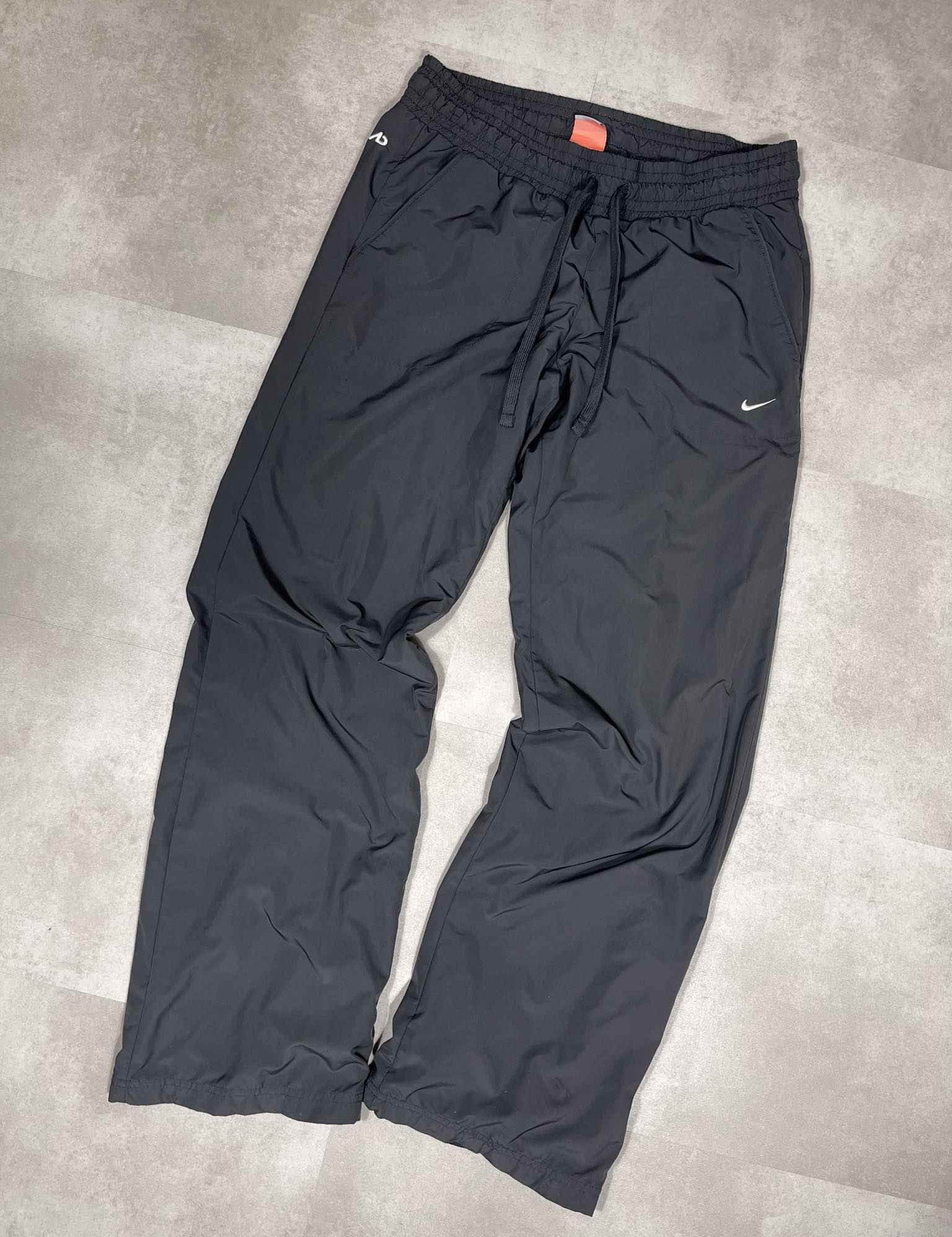 Nike Vintage Trackpants (S) - Candy Streetwear