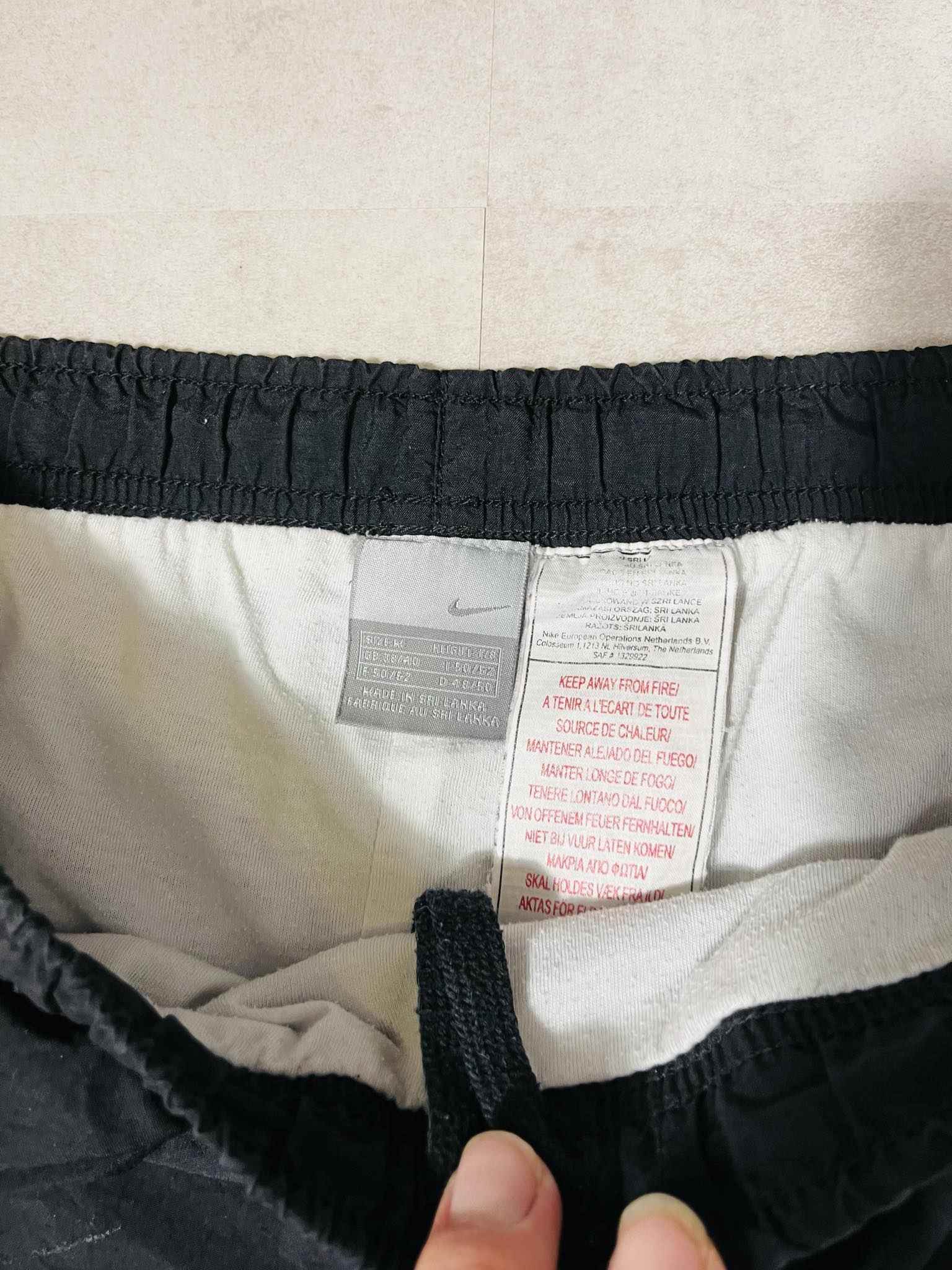 Nike Vintage Trackpants (M) - Candy Streetwear