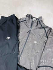 Nike Vintage Air Tracksuit (L) - Candy Streetwear