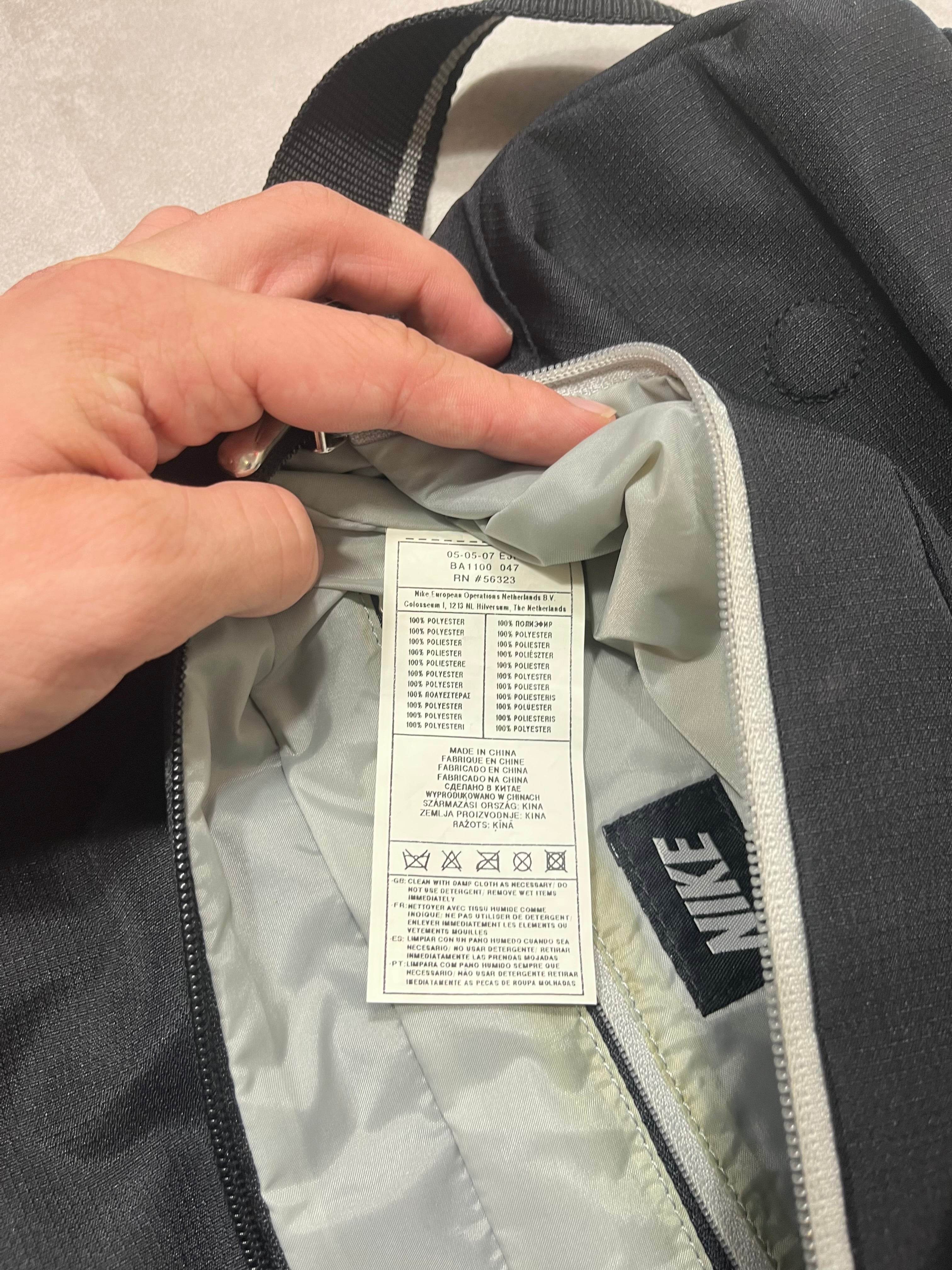 Nike Vintage Side Bag - Candy Streetwear