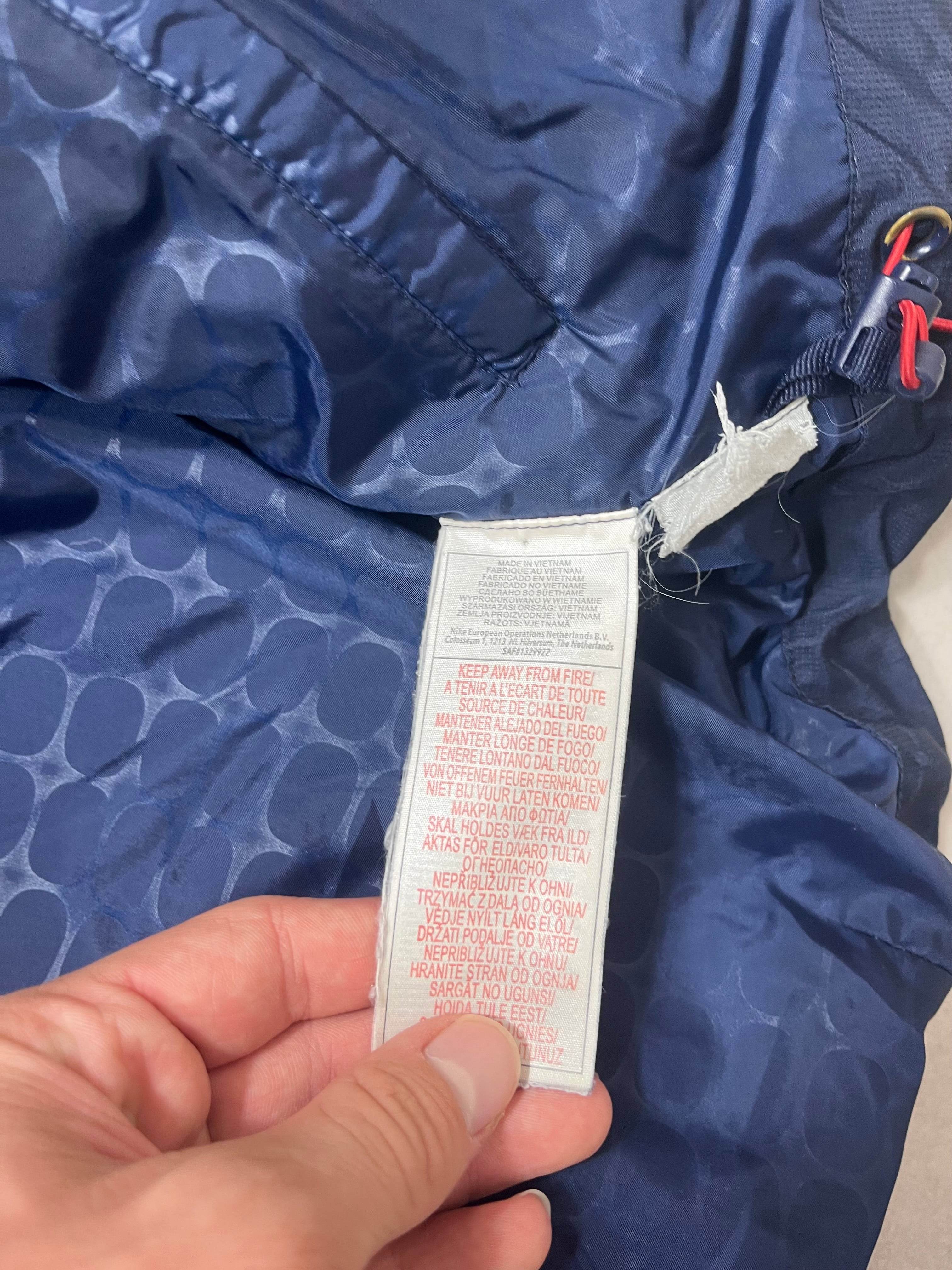 Nike Vintage Puffer Jacket (L) - Candy Streetwear