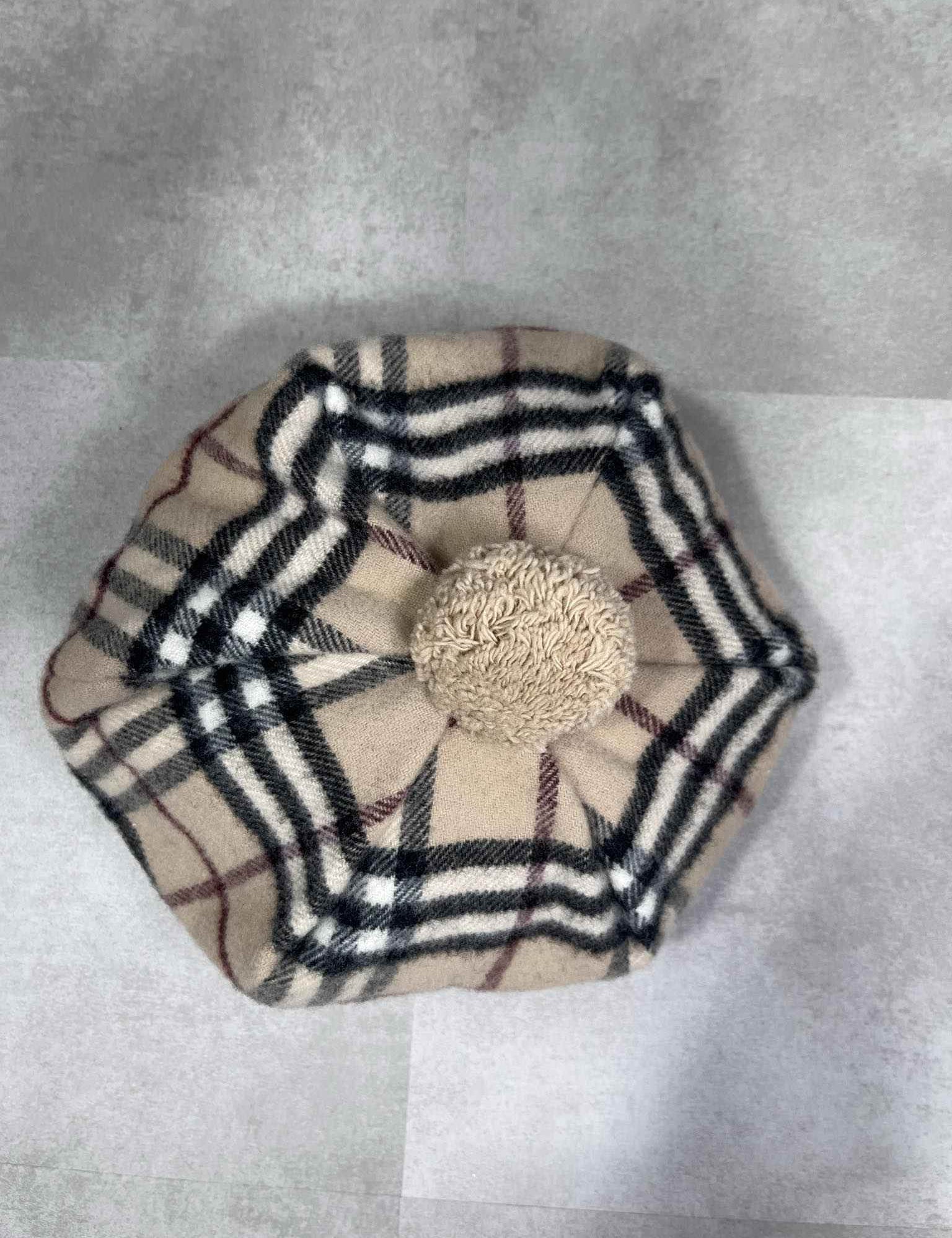Vintage Beige Burberry Bonnet Hat - Candy Streetwear