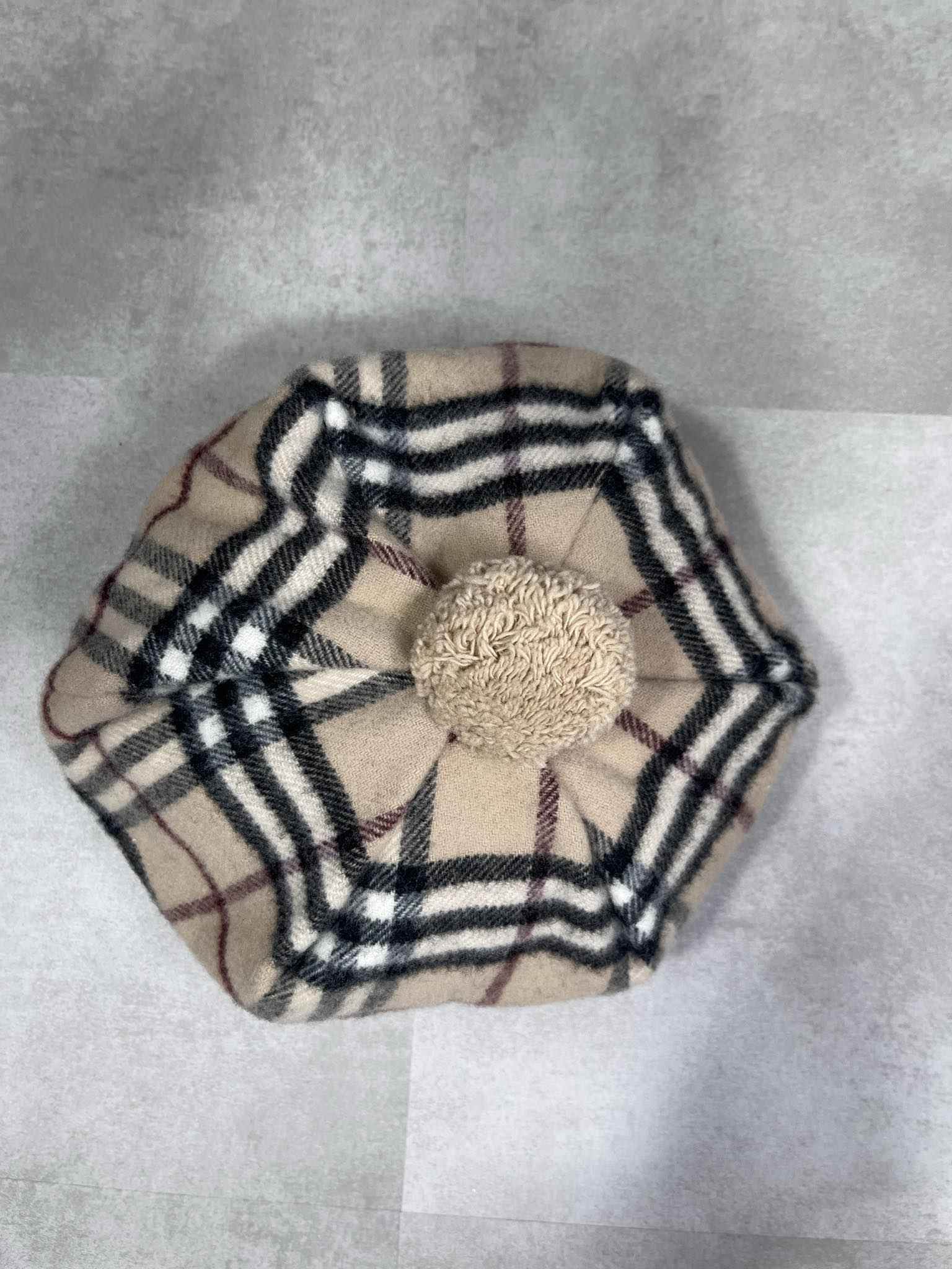 Vintage Beige Burberry Bonnet Hat - Candy Streetwear