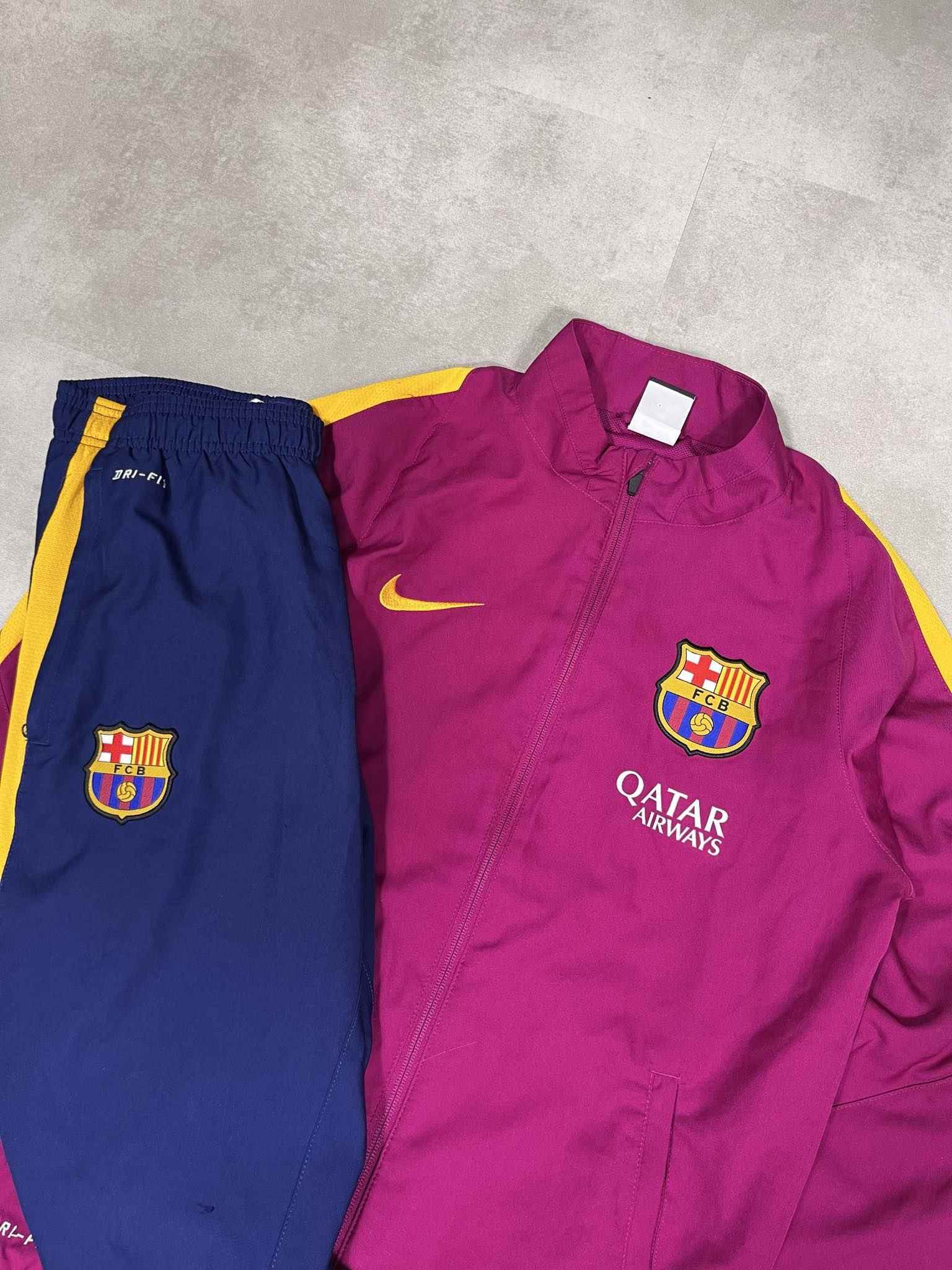 2015-16 Nike FC Barcelona Tracksuit (S) - Candy Streetwear