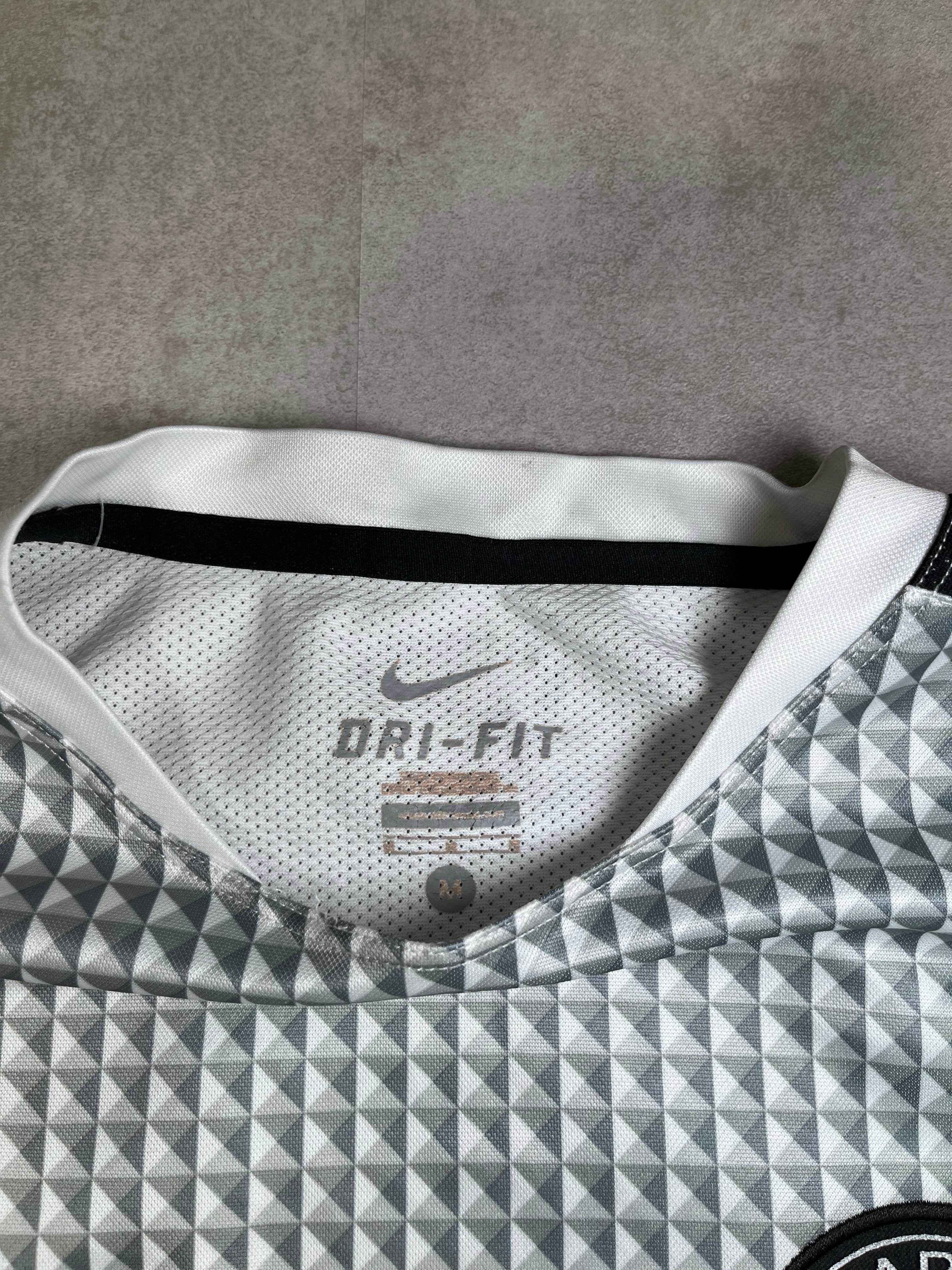 2014-15 Nike Paris Saint Germain Jersey (M)