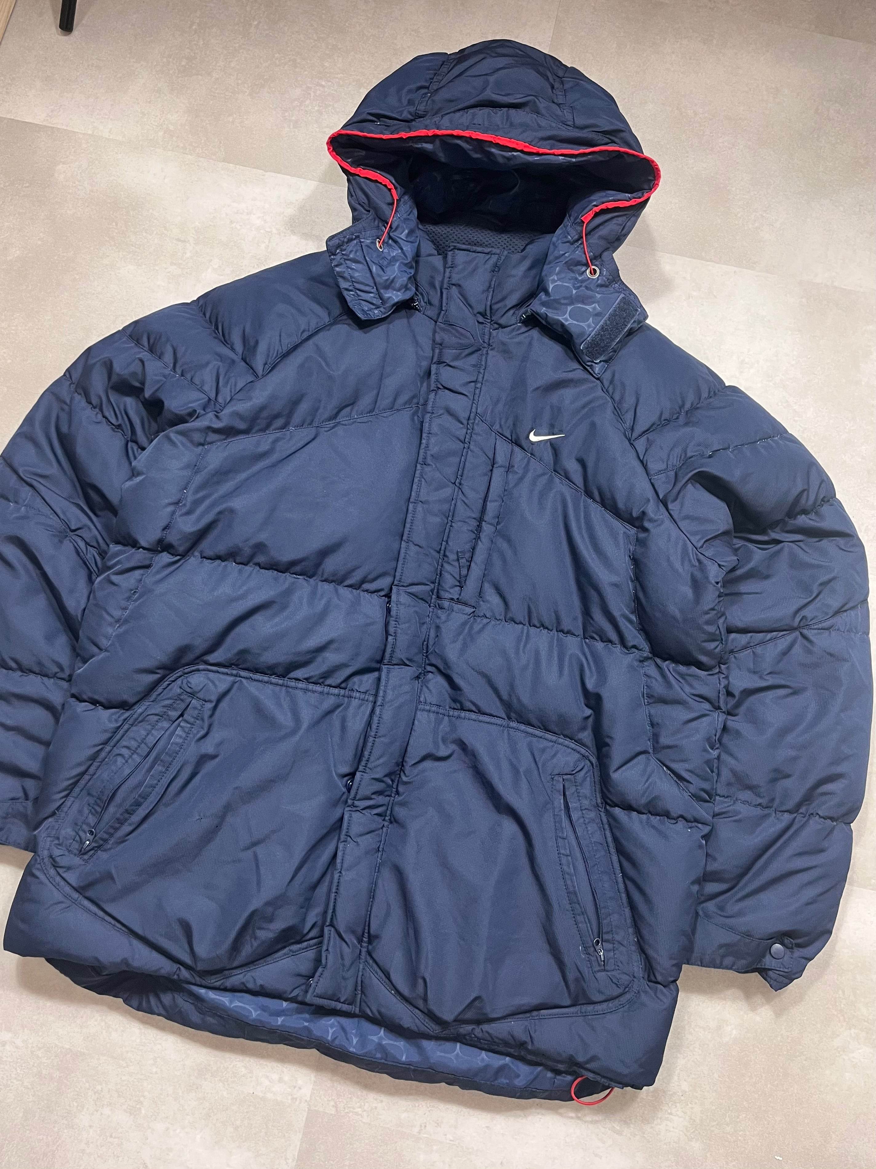 Nike Vintage Puffer Jacket (L) - Candy Streetwear