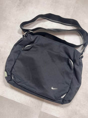 Nike Vintage Side Bag - Candy Streetwear