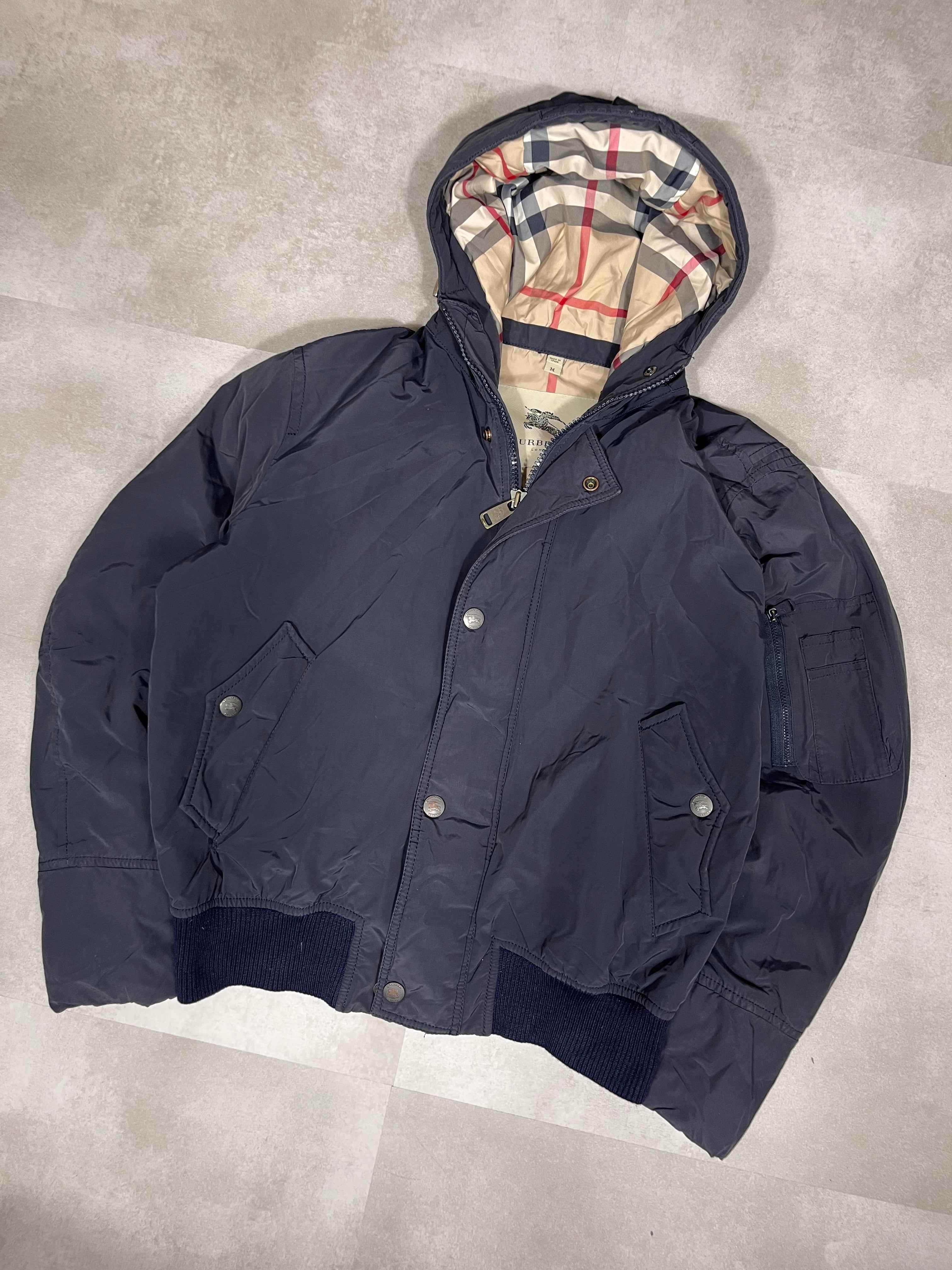 Burberry Vintage Winter Jacket (M) - Candy Streetwear