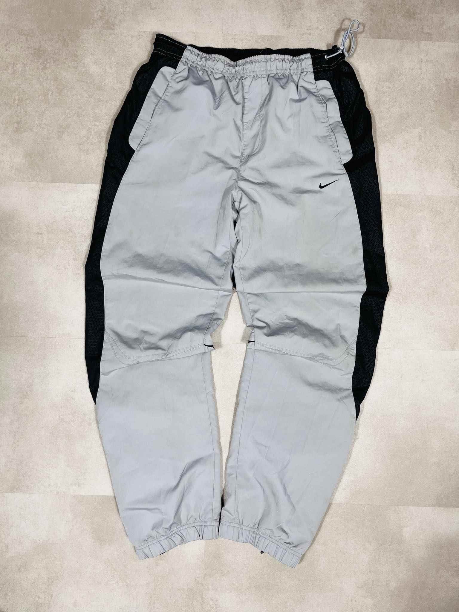 Nike Vintage Shox Trackpants (M) - Candy Streetwear