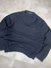 Tommy Hilfiger V-Neck Sweater (XL) - Candy Streetwear