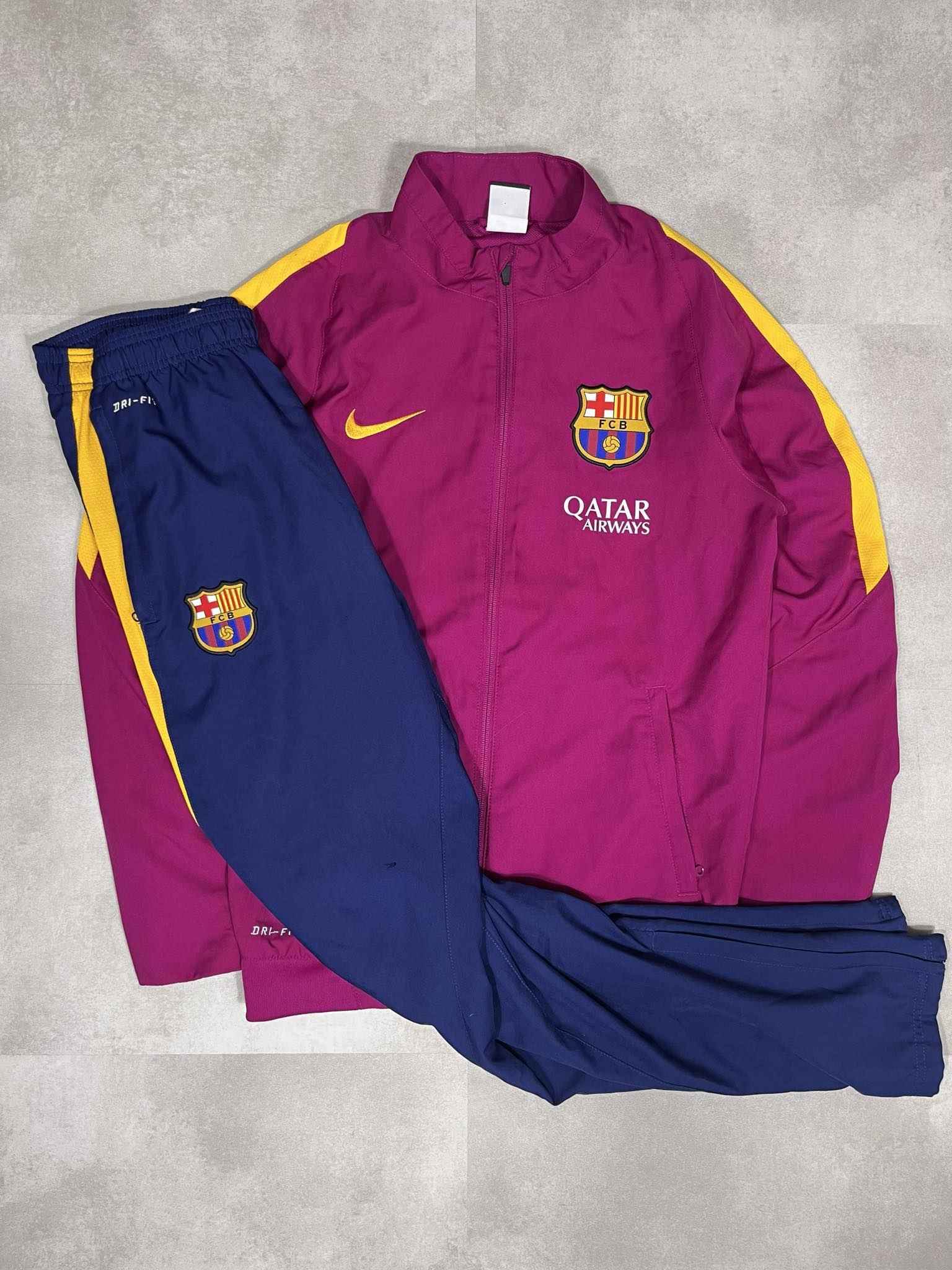 2015-16 Nike FC Barcelona Tracksuit (S) - Candy Streetwear