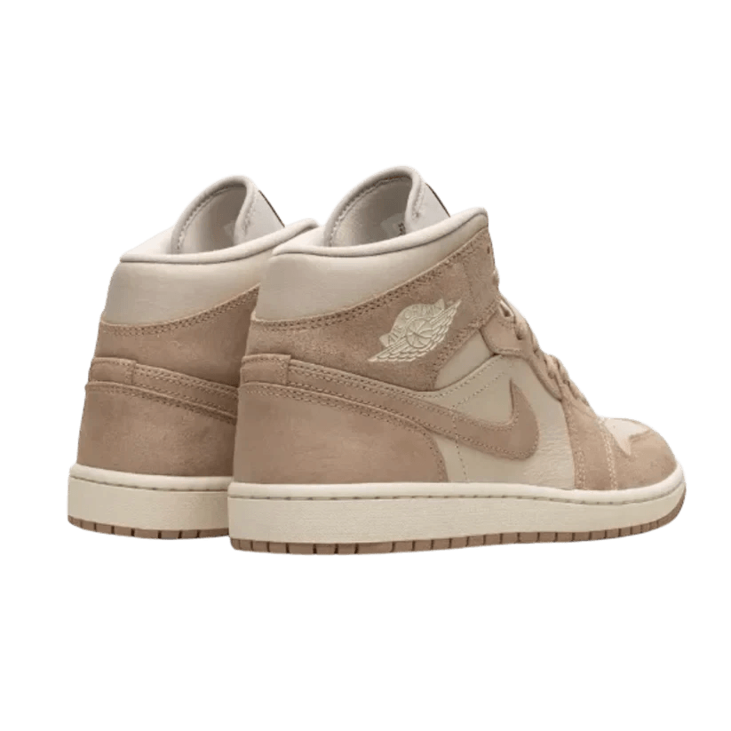 JORDAN 1 MID SE LIGHT BROWN (44) - Candy Streetwear