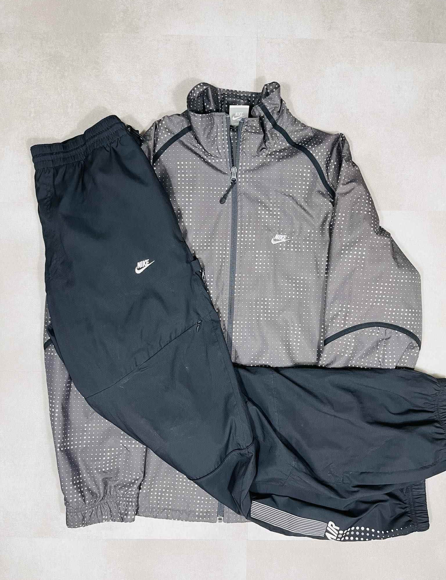 Nike Vintage Air Tracksuit (L) - Candy Streetwear