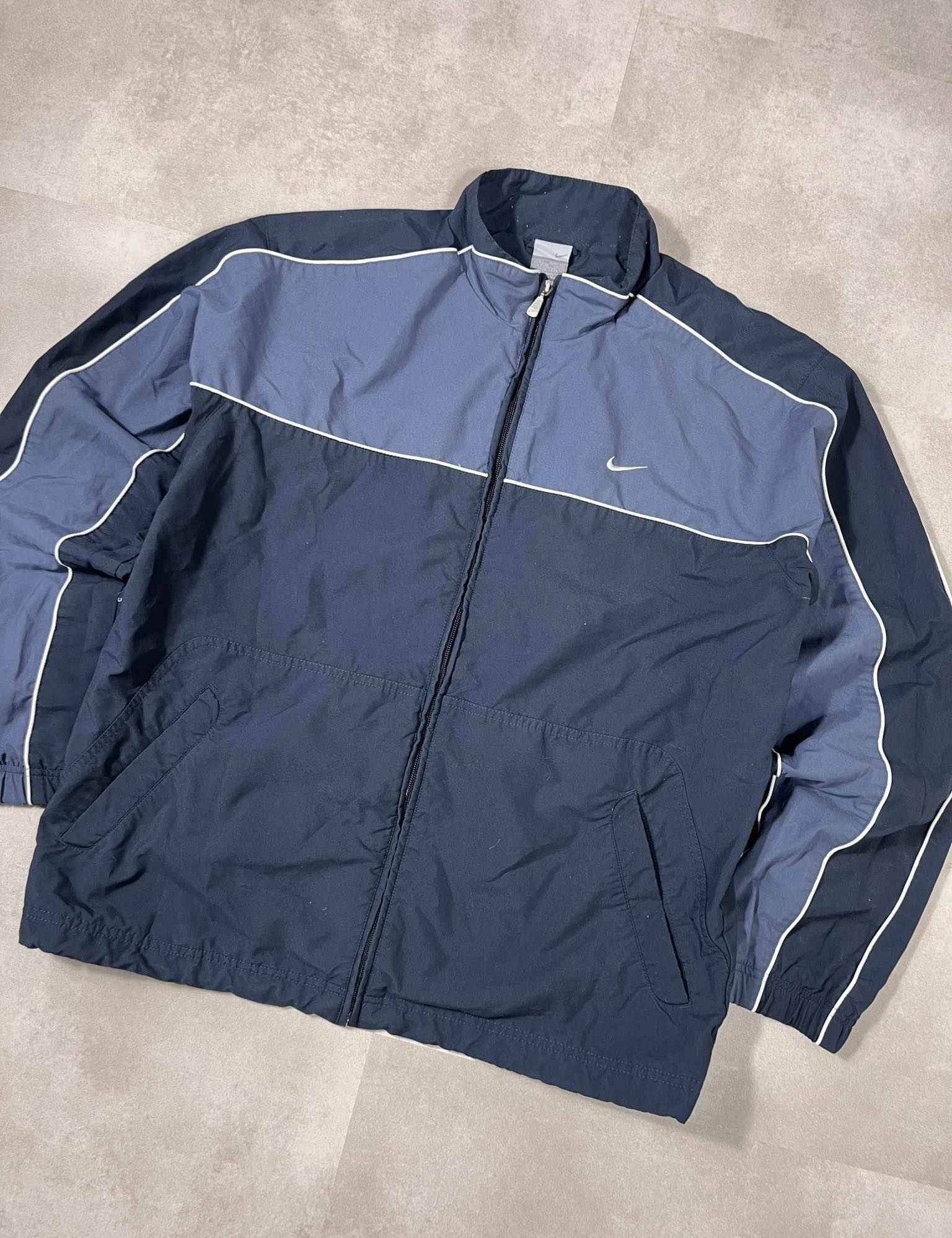 Nike Vintage Trackjacket (L) - Candy Streetwear